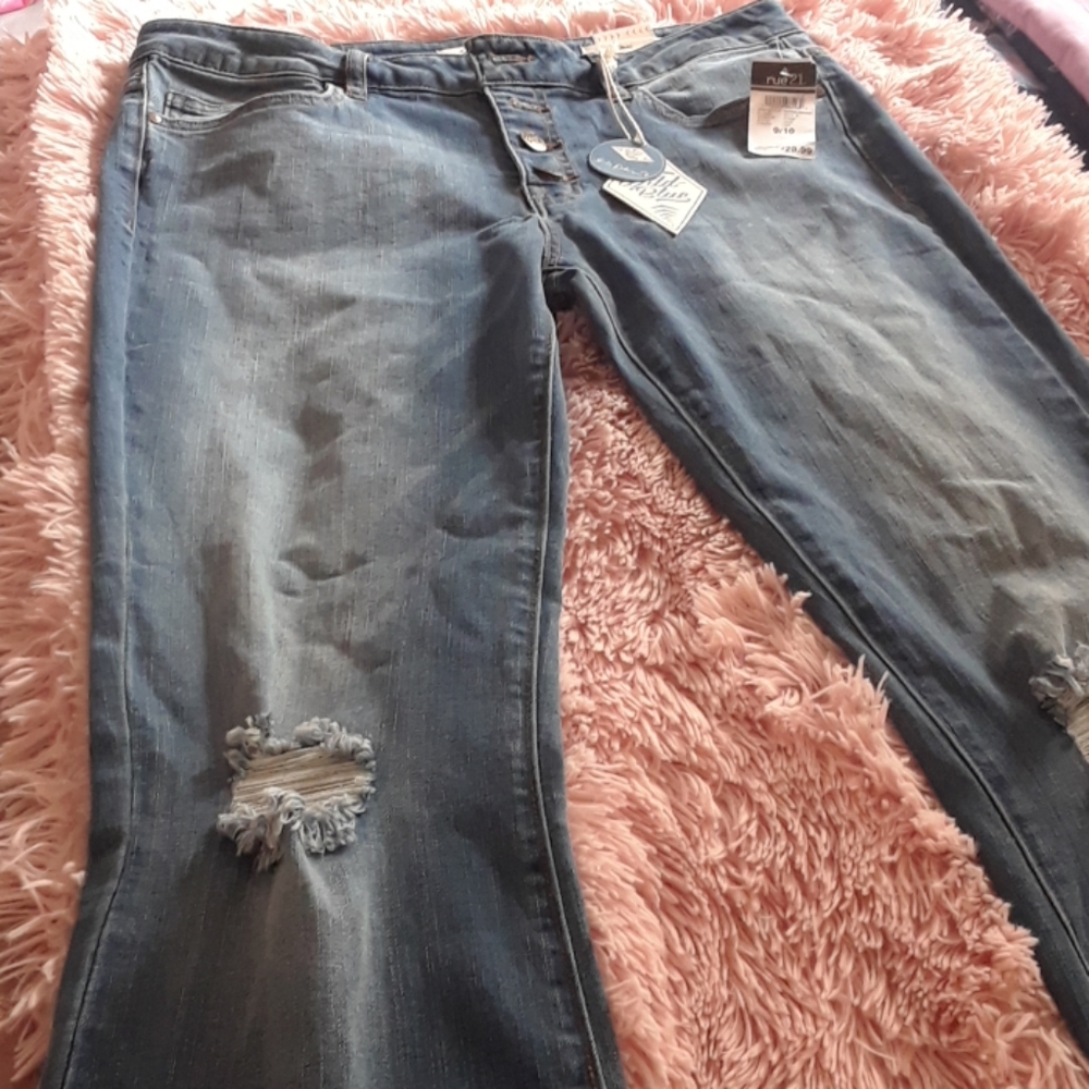 Jeans - Picture 2 of 2